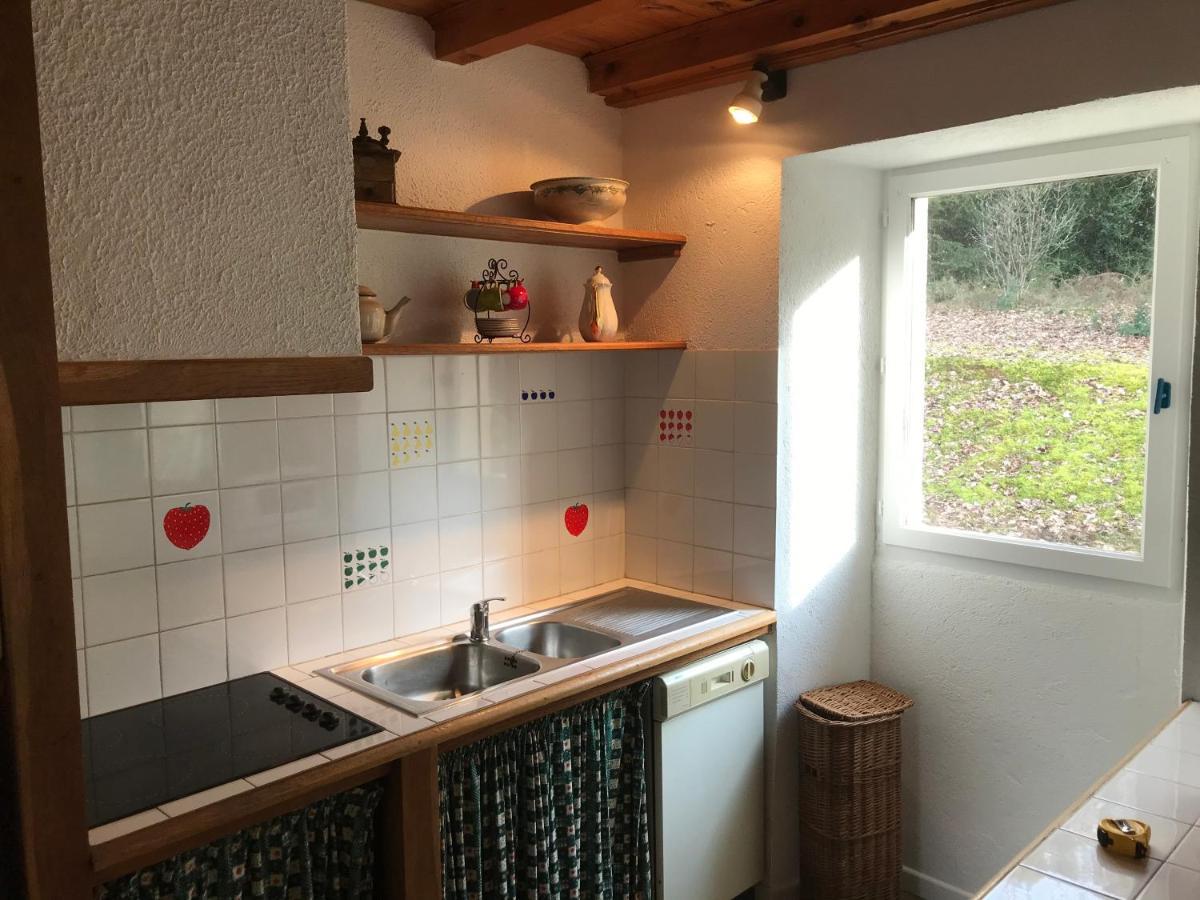 Apartment 4 Personnes Situe Aux Portes Du Perigord Saint-Adjutory