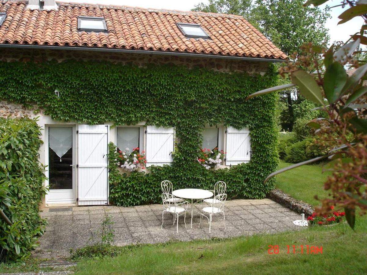 Apartment 4 Personnes Situe Aux Portes Du Perigord